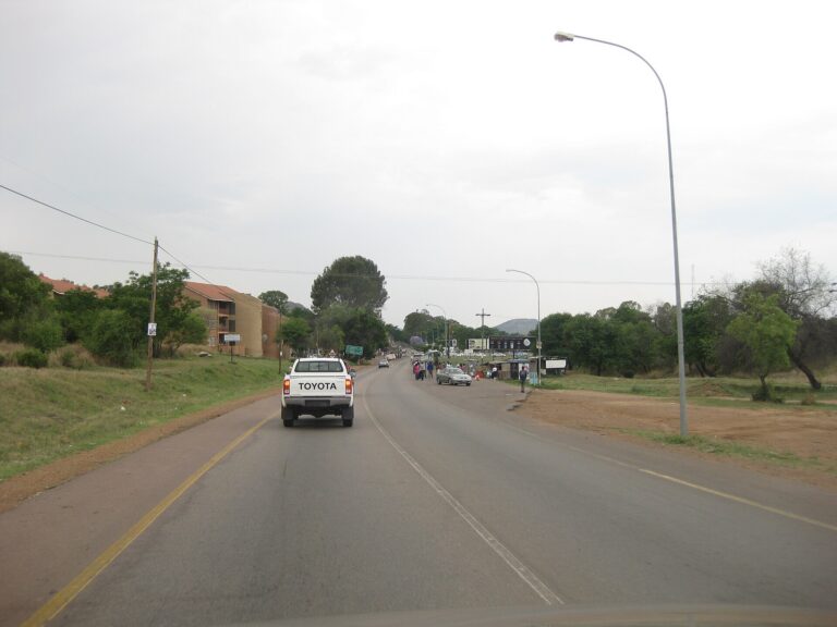 The tarred approach road at Lobatse, on the A1 corridor; self-drive Botswana begins on the tar network