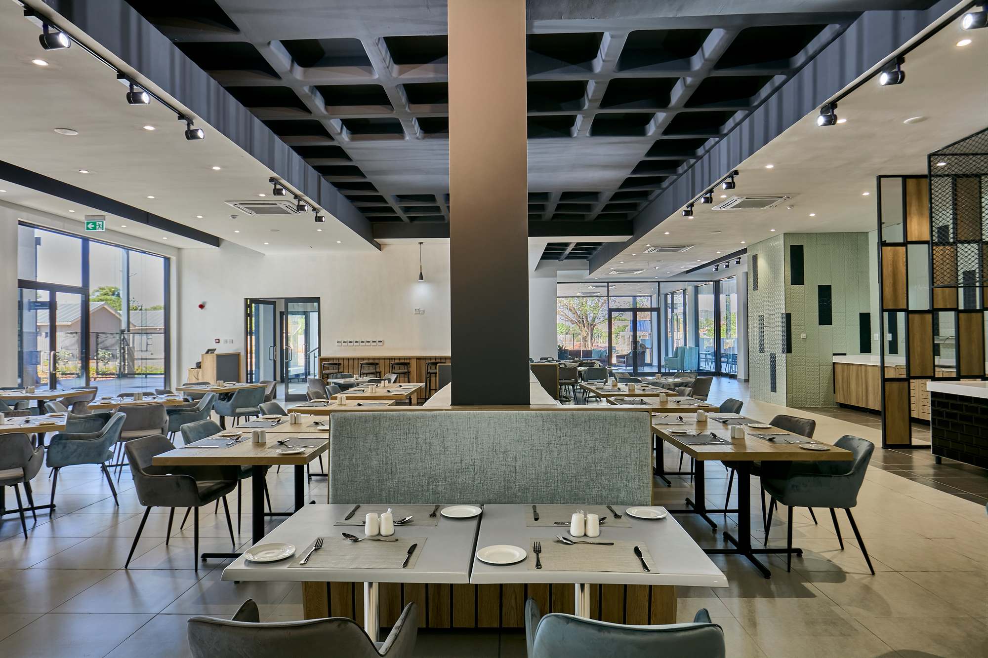 The restaurant at Oasis Hotel, Gaborone