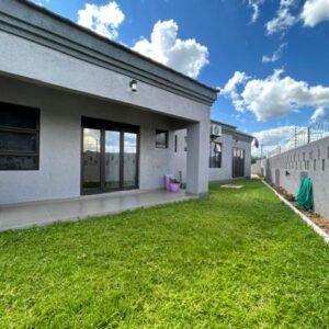 Epic Springs Bed and Breakfast Jwaneng, Jwaneng - property photograph 1