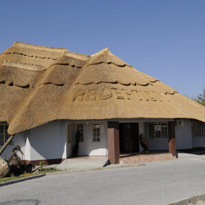 Pelican Lodge, Nata