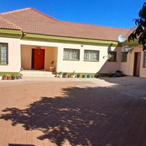 Thokgamo Bed and Breakfast Kanye, Kanye - property photograph 1