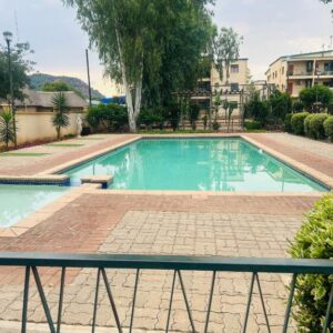 Bahay Self Catering Apartment