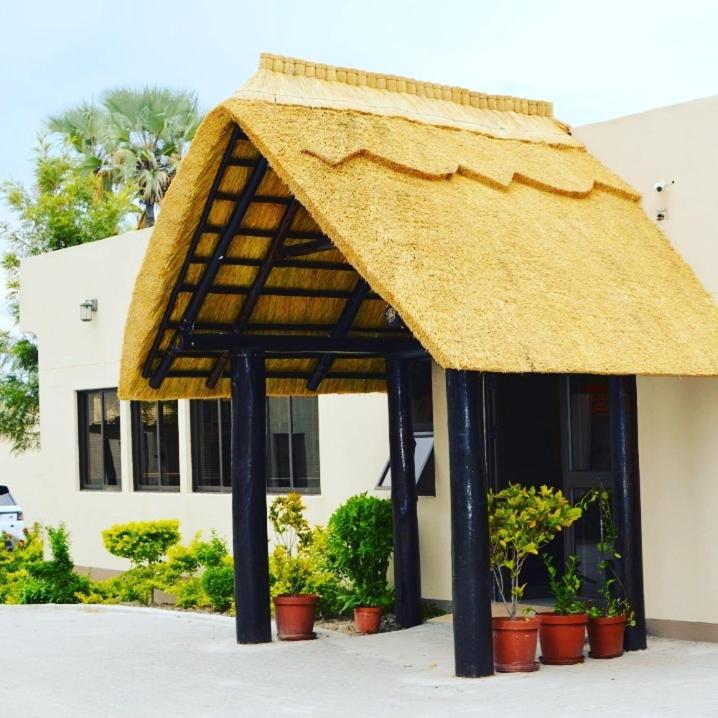 Etang Hotels Nata – photograph of the property
