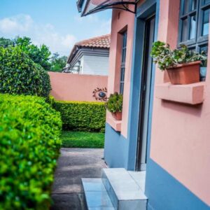 Loshina Guest House Phakalane