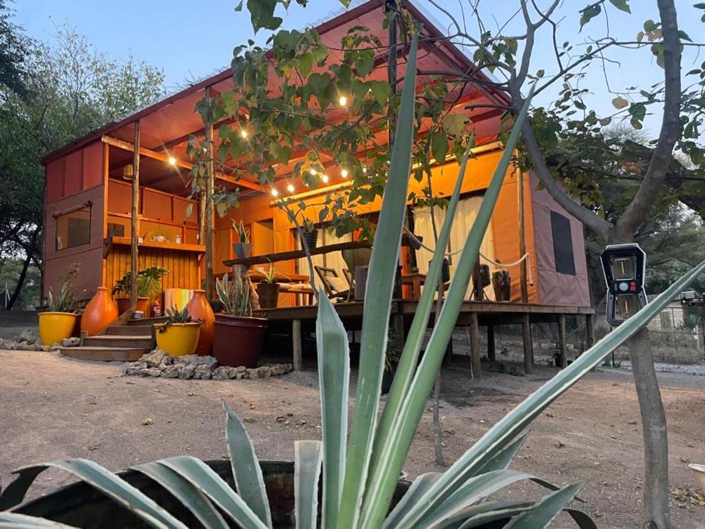 Terracotta River Hideaway The Deck