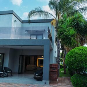 Tlou Luxe Stay Phakalane – photograph of the property